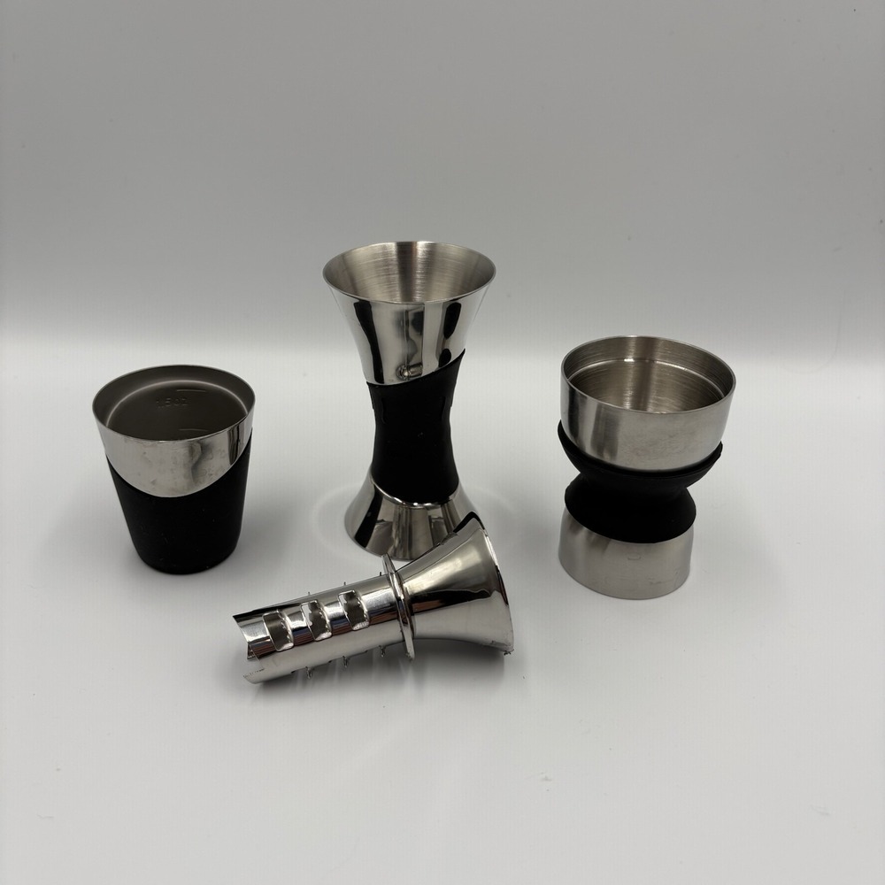4 Piece Copco‎ Bar Set Jiggers Juicer Stainless Steel Unused